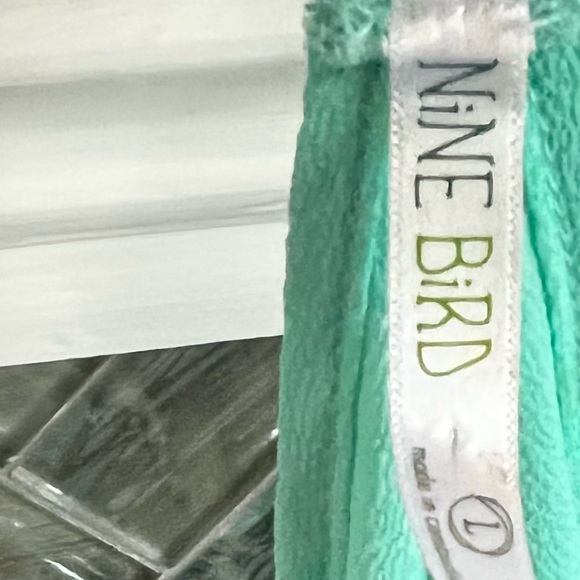 Pretty NINE BIRD Mint SEXY Spring Summer STRAPPY HALTER TOP L - Picture 3 of 10